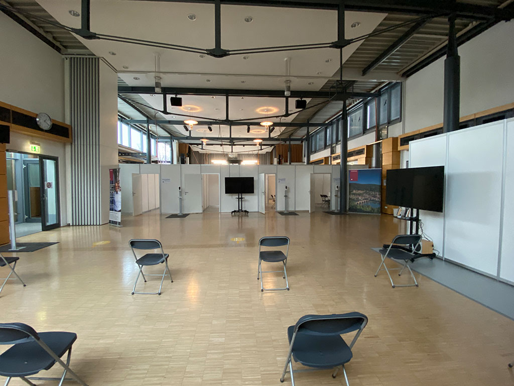 Der Warteraum für das ärztliche Vorgespräch