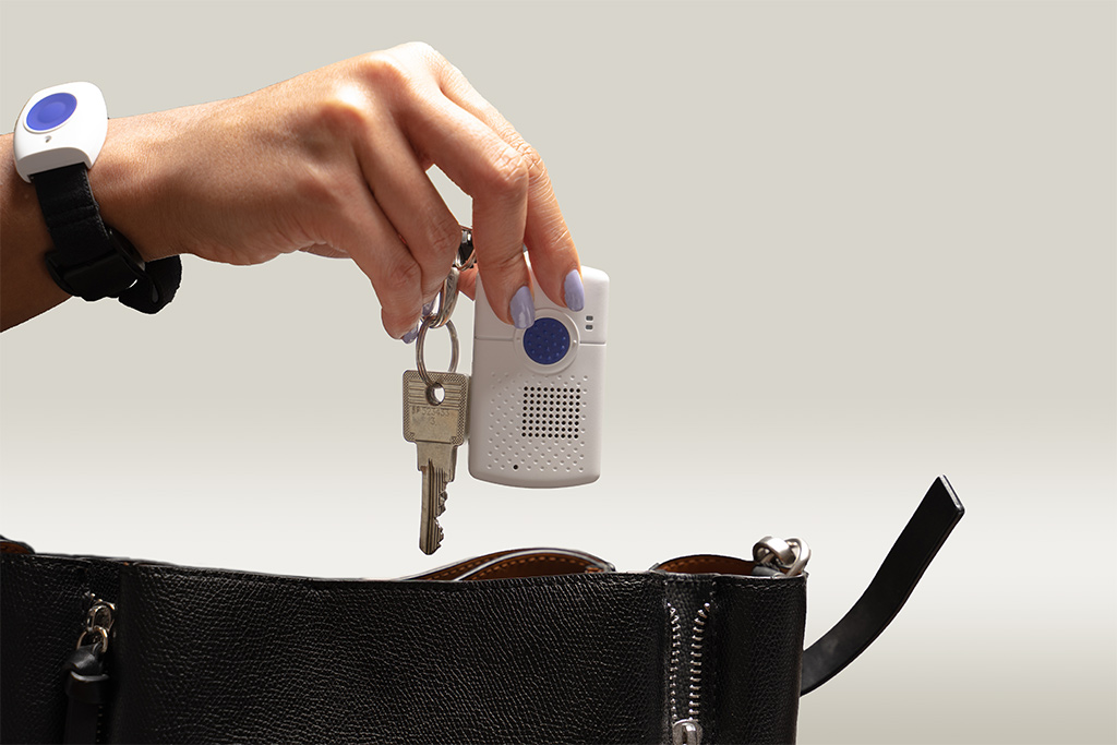 Mittels GPS kann der Sender auch von unterwegs aus genutzt werden.